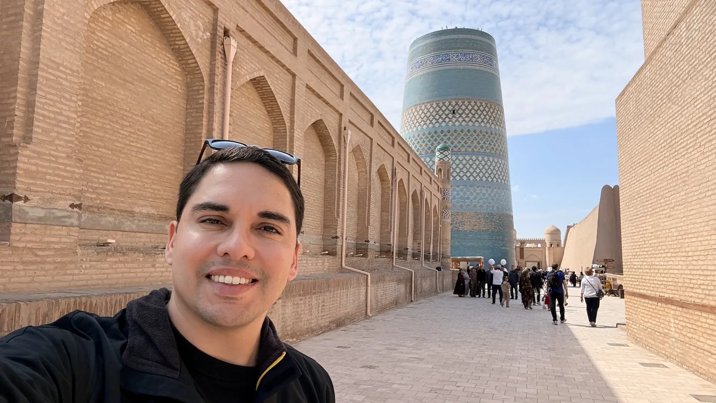 Diego em Khiva, no Uzbequistão